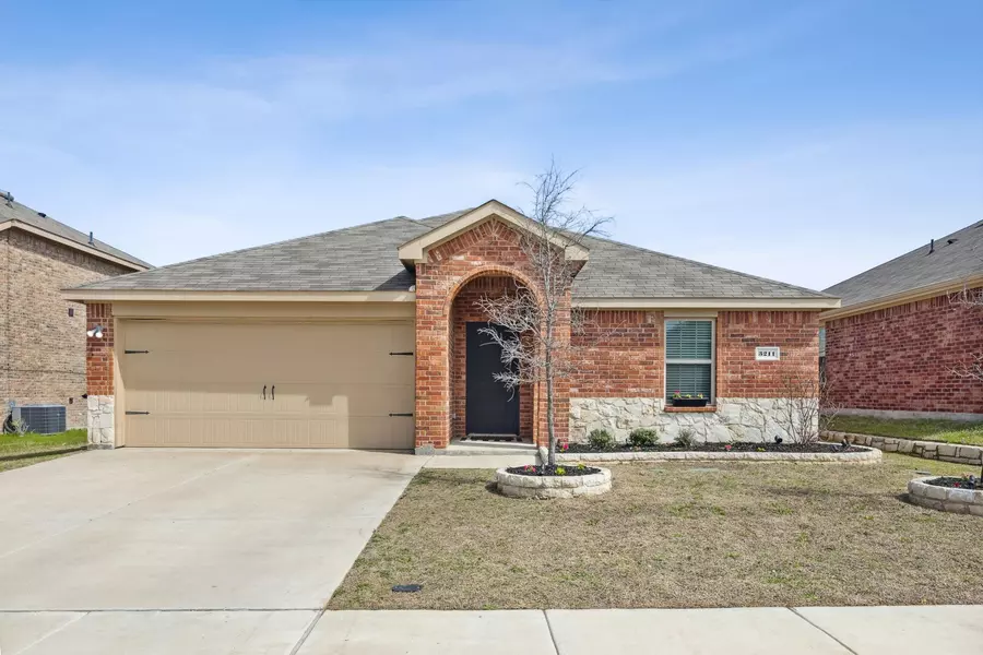 3211 Everly Drive, Fate, TX 75189