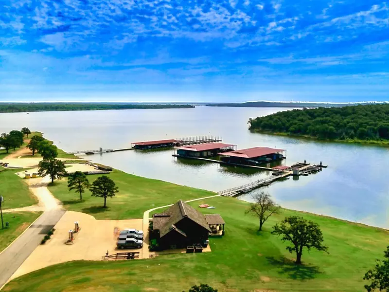 3E Forest Hills Drive, Gordonville, TX 76245