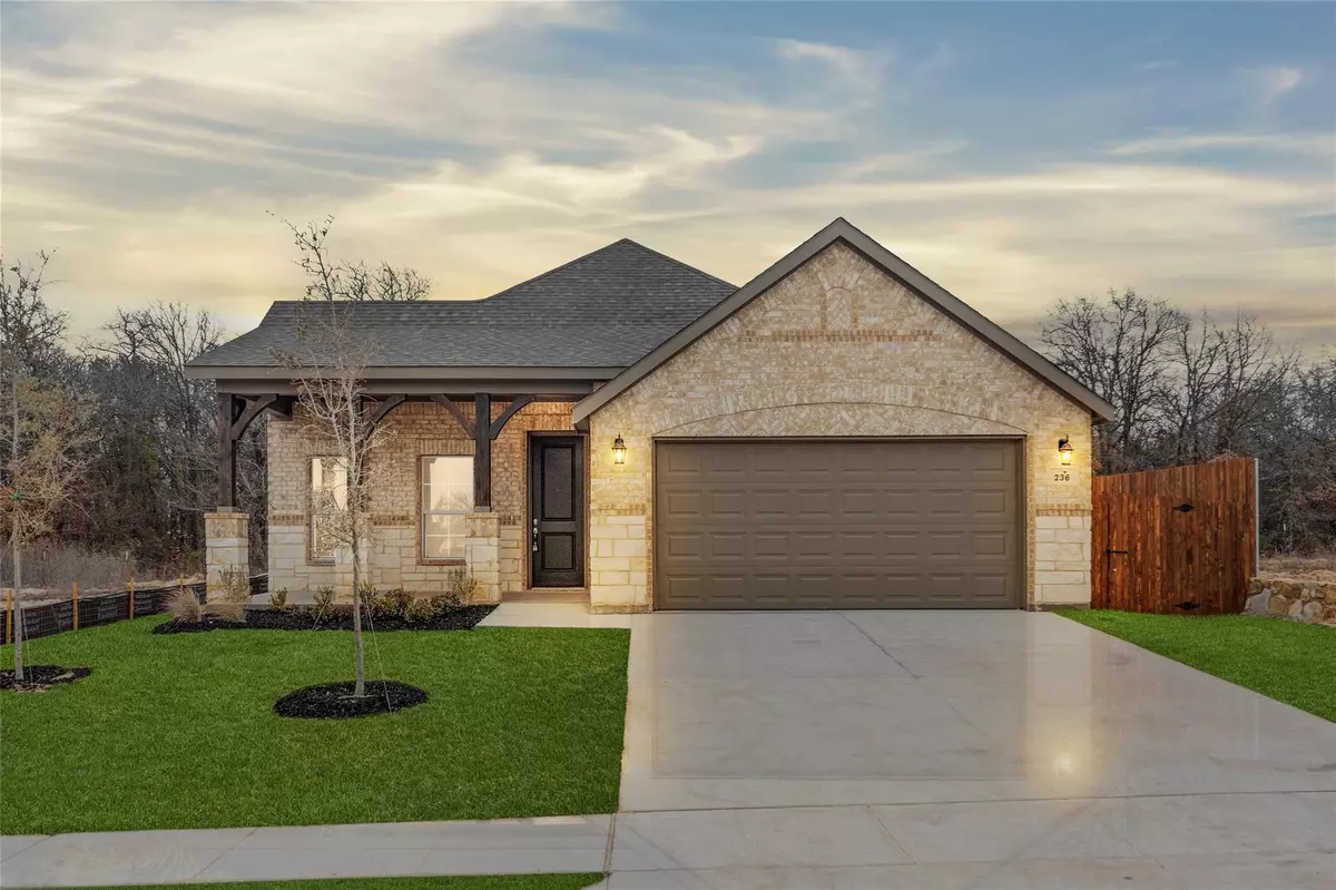 Azle, TX 76020,236 Rosemary Drive