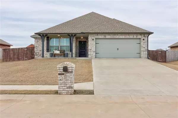 20906 Santa Fe Avenue, Harrah, OK 73045