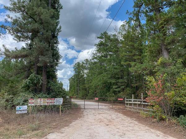 0 Lost Indian Camp Road, Huntsville, TX 77320