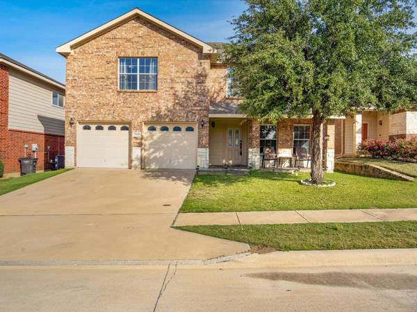 7129 Creighton Court, Fort Worth, TX 76120