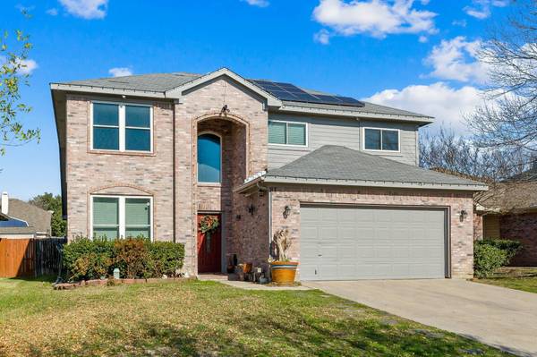 2724 Scarborough Drive, Grand Prairie, TX 75052