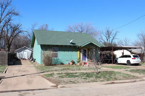 Munday, TX 76371,231 N 5th Avenue