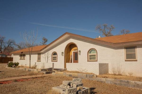 1407 Avenue M, Cisco, TX 76437