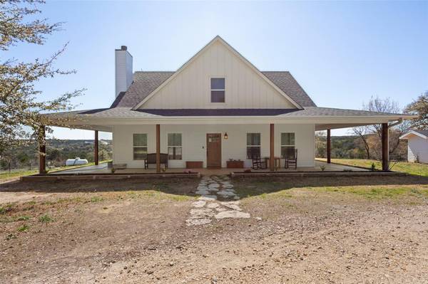 550 Peninsula Drive, Bluff Dale, TX 76433