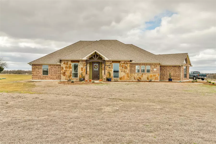 9585 Indian Trail, Sanger, TX 76266