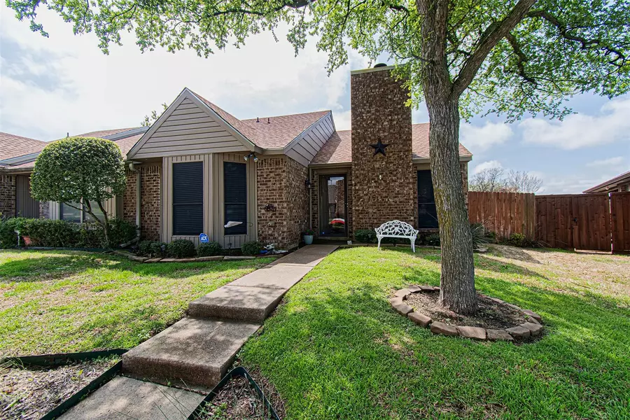 1144 Morningside Court, Mesquite, TX 75150