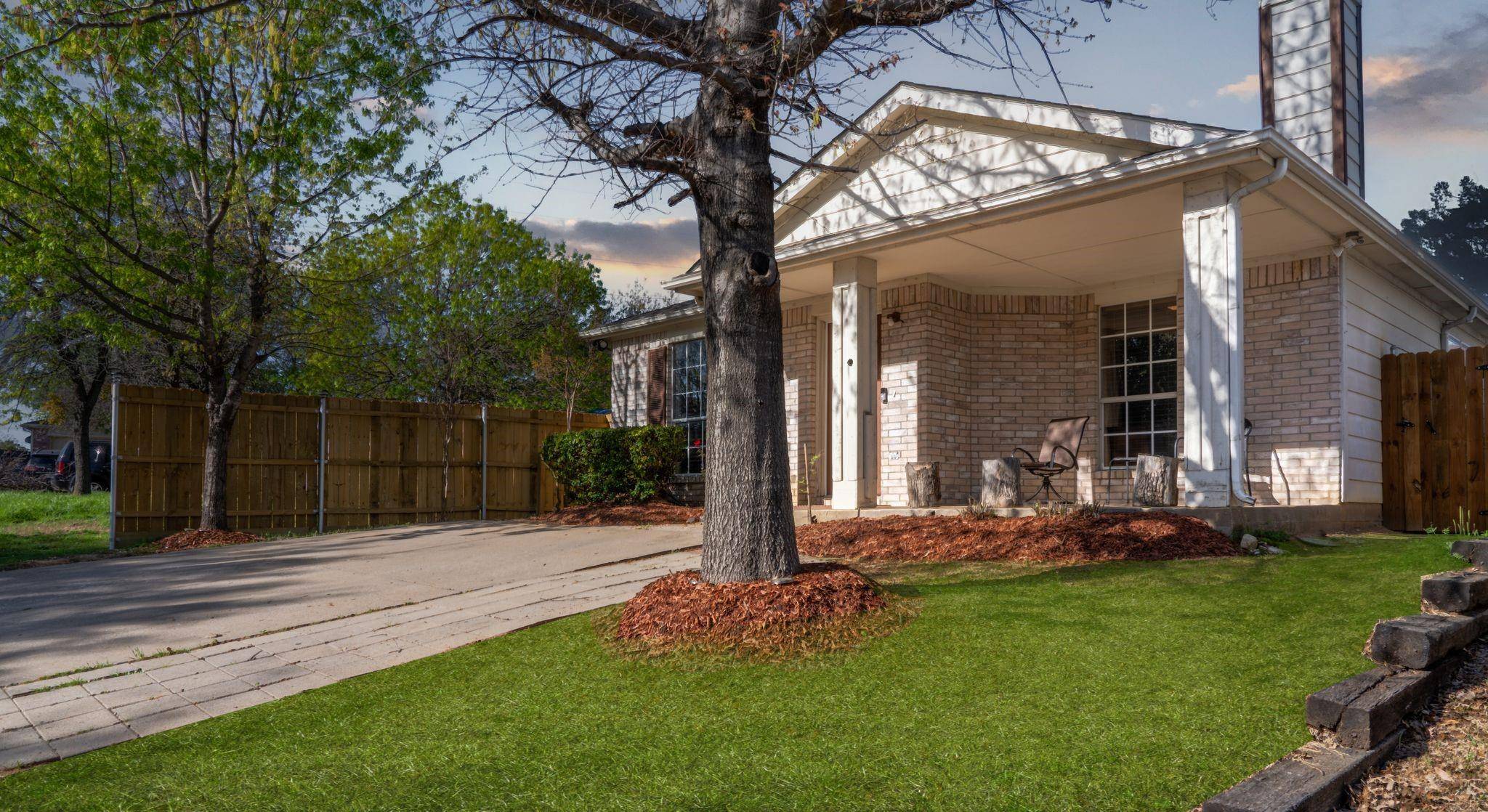 3057 Playa Vista Drive,  Dallas,  TX 75236