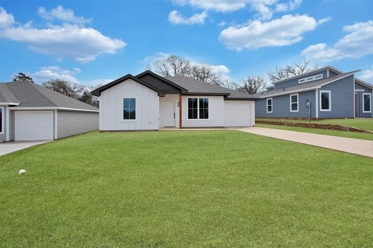 Denison, TX 75020,925 Ray Drive