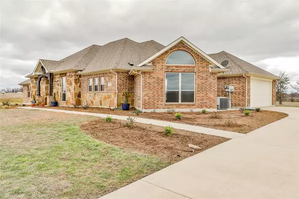 Sanger, TX 76266,9585 Indian Trail