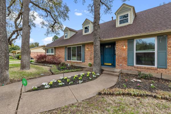 216 Huntingdon Drive, Irving, TX 75061