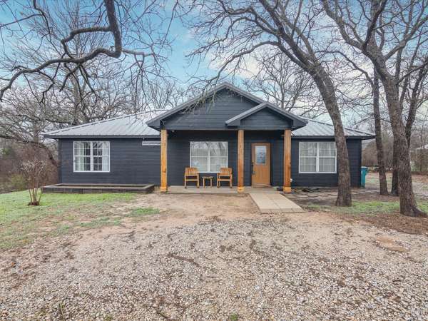 376 Catfish Trail, Bowie, TX 76230