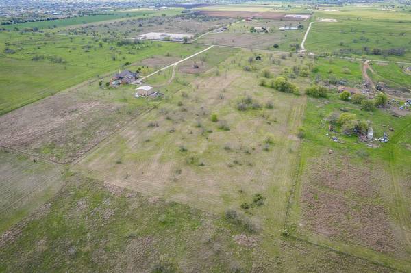 7400 County Road 912, Joshua, TX 76044