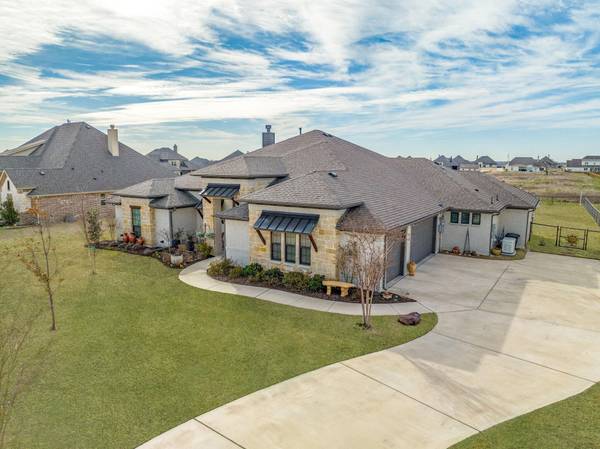 1113 Denton Creek Drive, Justin, TX 76247