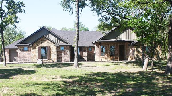 1780 W Dry Creek Road, Poolville, TX 76487