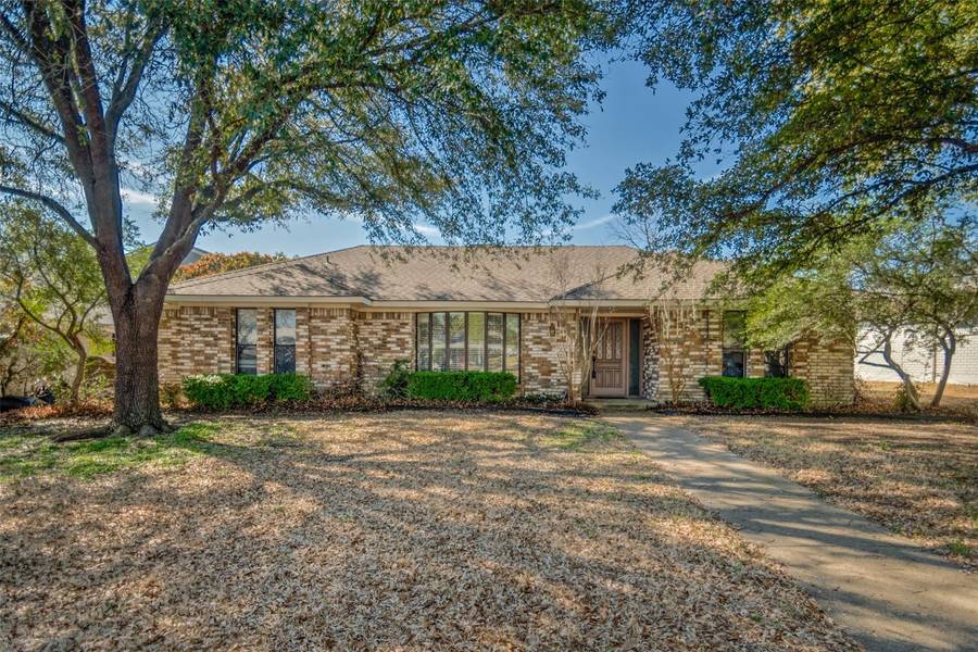 9330 Locarno Drive, Dallas, TX 75243