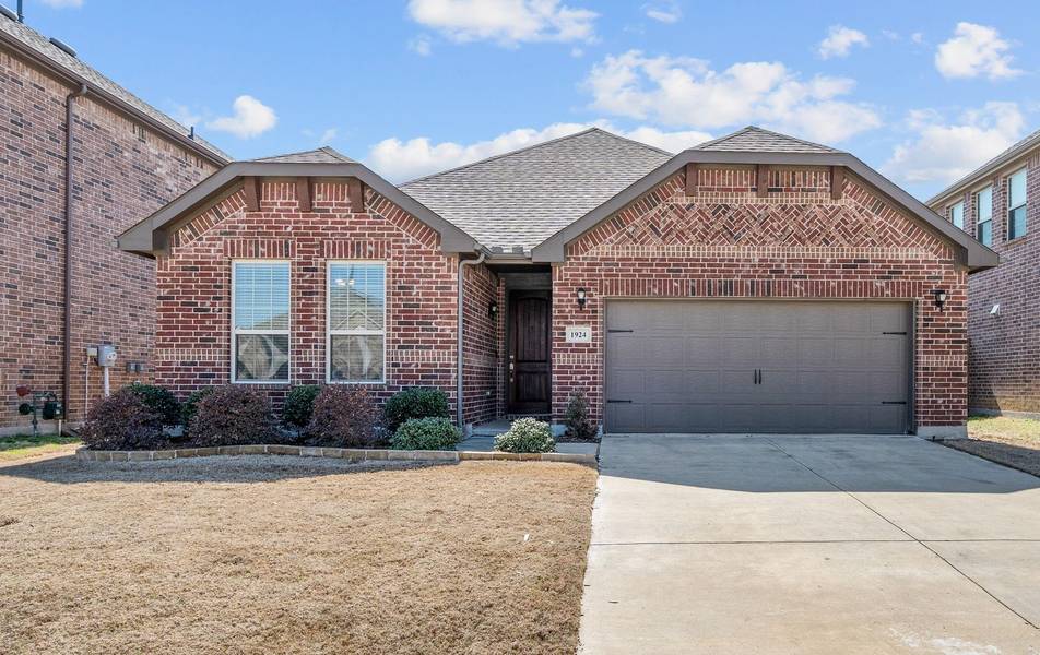 1924 Alton Way, Aubrey, TX 76227