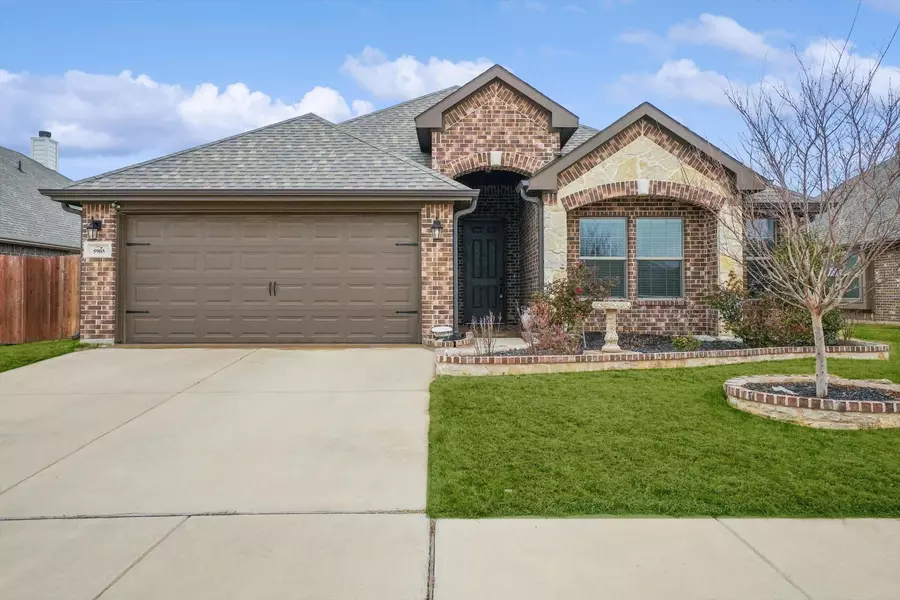 5905 Scottsdale Lane, Fort Worth, TX 76179