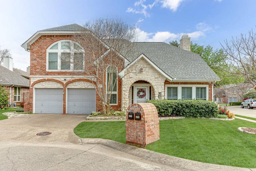 2639 Lakeforest Court, Dallas, TX 75214