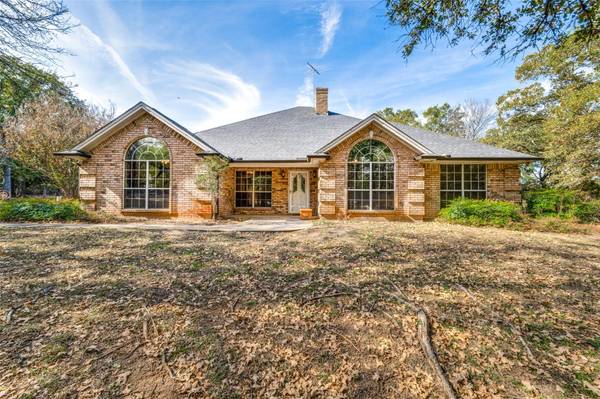 656 Acorn Drive, Decatur, TX 76234