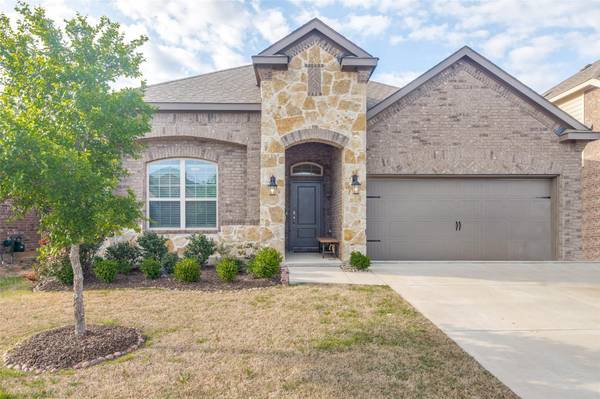 10812 Blaze Street, Aubrey, TX 76227