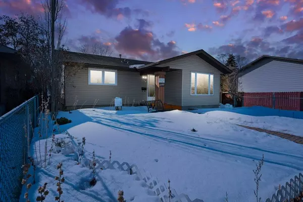 Calgary, AB T3J 1A3,1199 Falconridge DR NE