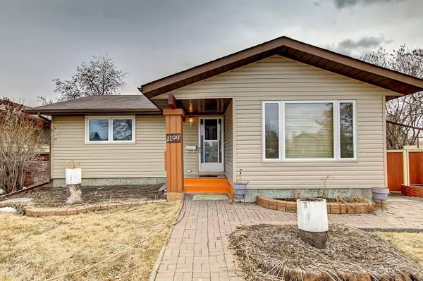 Calgary, AB T3J 1A3,1199 Falconridge DR NE