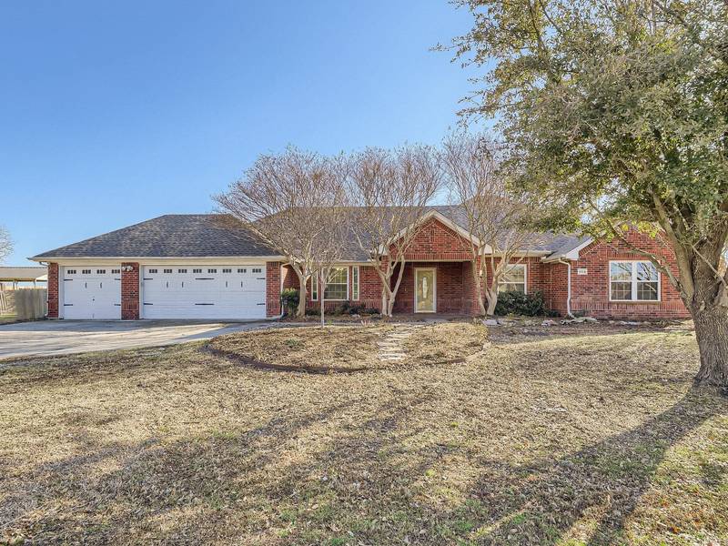 864 Fairview Drive, Krugerville, TX 76227