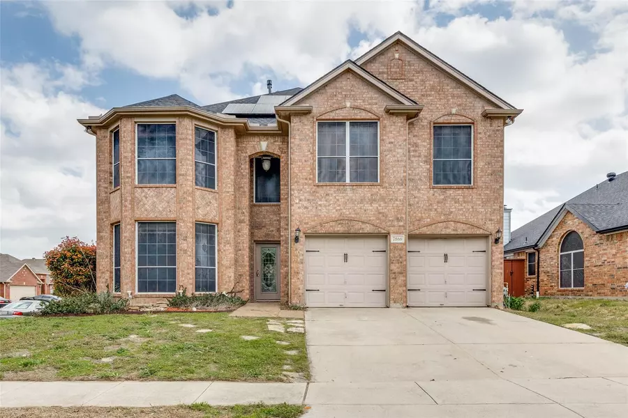 7866 Park Downs Court, Fort Worth, TX 76137