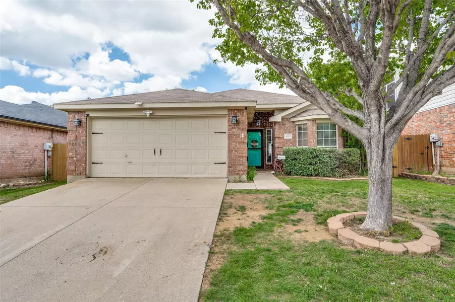 1027 Port Boliver Drive, Little Elm, TX 75068