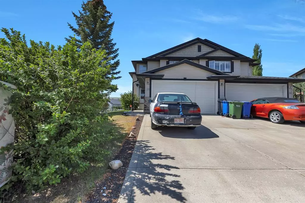 Red Deer, AB T4R 3G3,38 Arnold Close