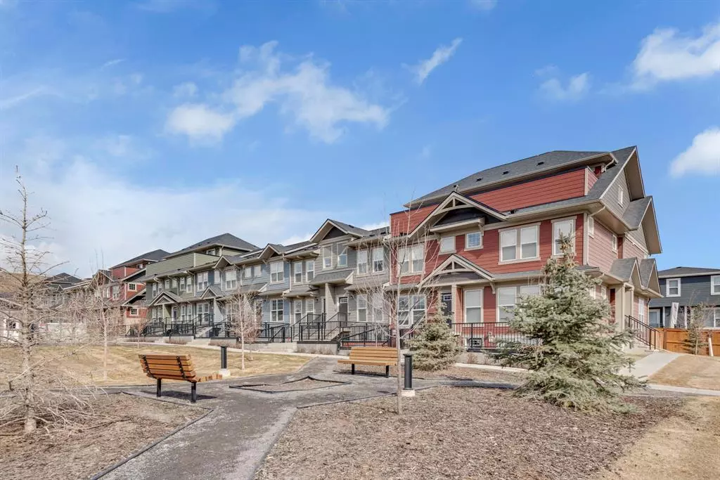 Calgary, AB T3M 3E3,114 Cranbrook SQ SE