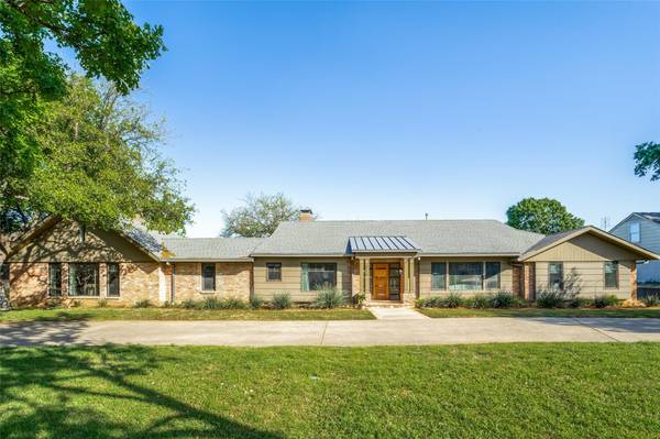 6539 Crestpoint Drive, Dallas, TX 75254