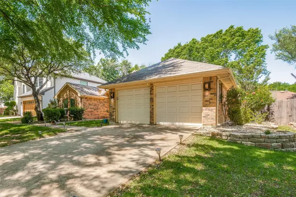 514 Newberry Street, Grand Prairie, TX 75052