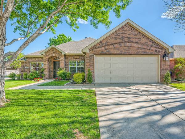 2620 Clubhouse Drive, Denton, TX 76210