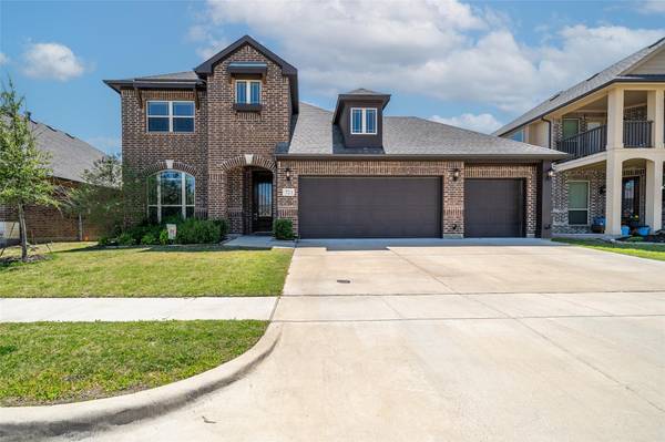 721 Lyndhurst Drive, Anna, TX 75409