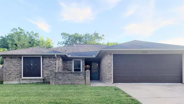 7254 Church Park Drive, Fort Worth, TX 76133