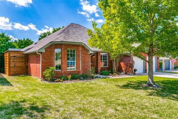 4504 Ainsworth Circle, Grapevine, TX 76051