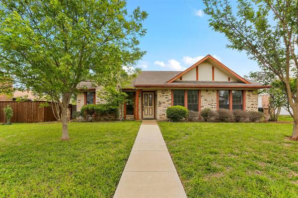 1400 Golden Grove Drive, Mesquite, TX 75149