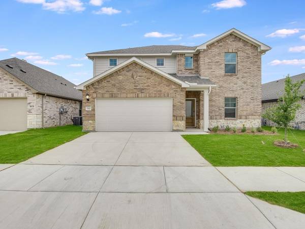 10616 Tonkala Drive, Fort Worth, TX 76179