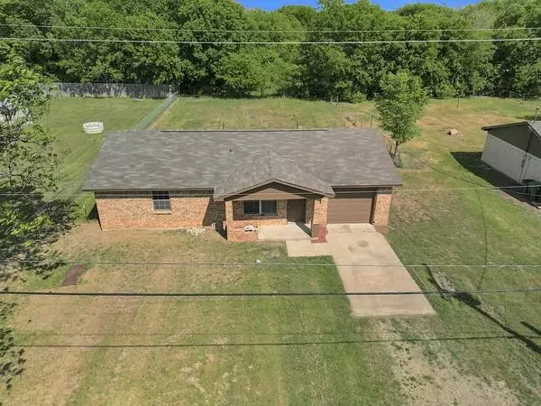 509 Wise Street, Newark, TX 76071