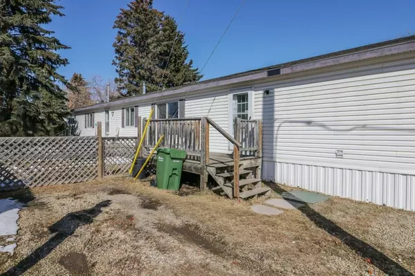 Red Deer, AB T4N 0P4,5029 34 ST #1