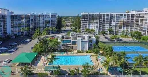 Hallandale Beach, FL 33009,800 Parkview Dr  #916