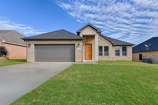 2009 Perry Drive, Mansfield, TX 76063