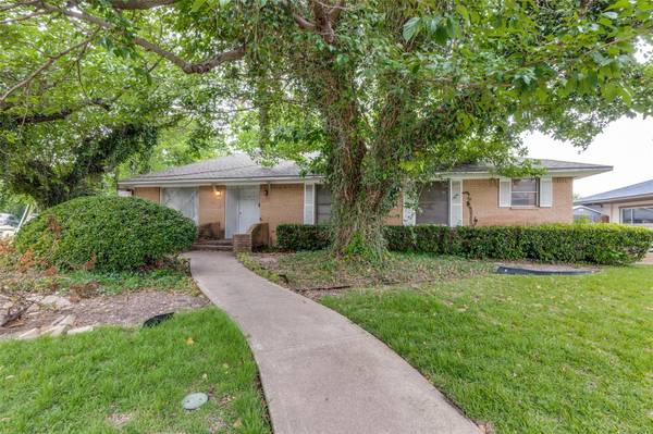 434 Easton Road, Dallas, TX 75218