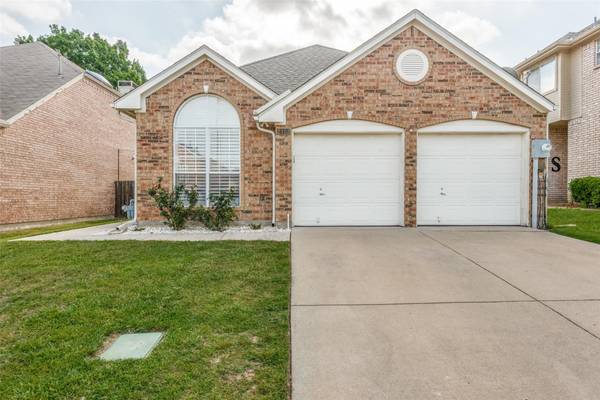 2103 Montclair Lane, Lewisville, TX 75067