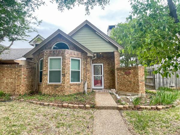 3010 Roxboro Road, Euless, TX 76039