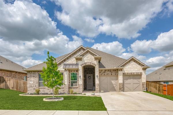 514 Ranchwood Drive, Justin, TX 76247