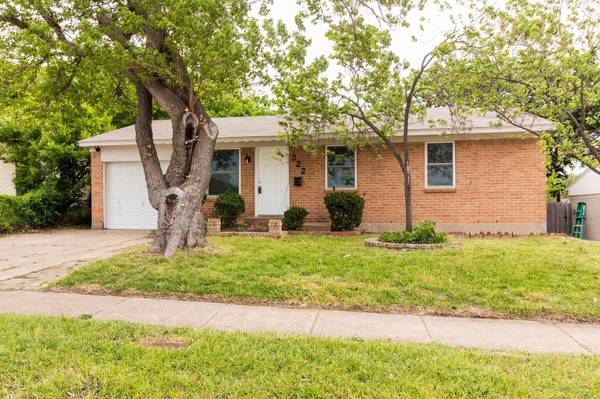 322 Parker Road, Garland, TX 75040